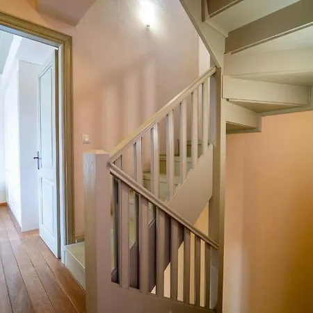 Villa Korfes: Three-story Family Retreat *