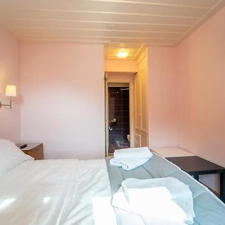 Korfes: Three-story Family Retreat Villa *