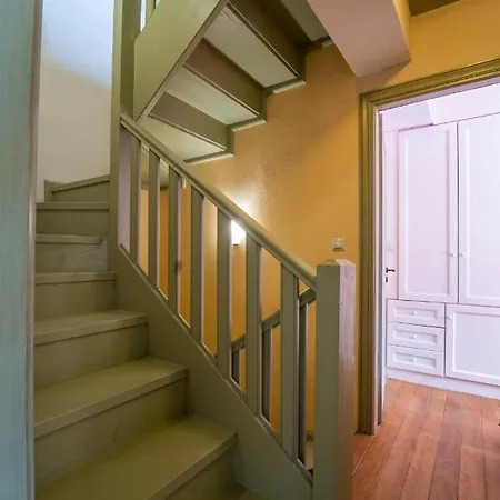 Villa Korfes: Three-story Family Retreat *